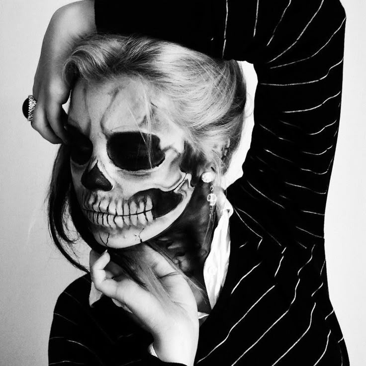7 epic halloween makeup tutorials to inspire your costume skeleton makeup tutorialsugar skull - Halloween Skeleton Head 7 epic halloween makeup tutorials to inspire your costume skeleton makeup tutorialsugar skull - Halloween Skeleton Head