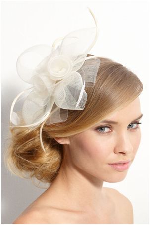 Best 25 Fascinator Hairstyles Ideas On Pinterest Wedding Hair Bridal Fascinators Why Can T He Like Veils