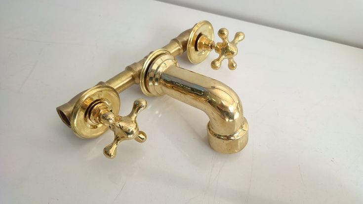 Antique wall mount faucet