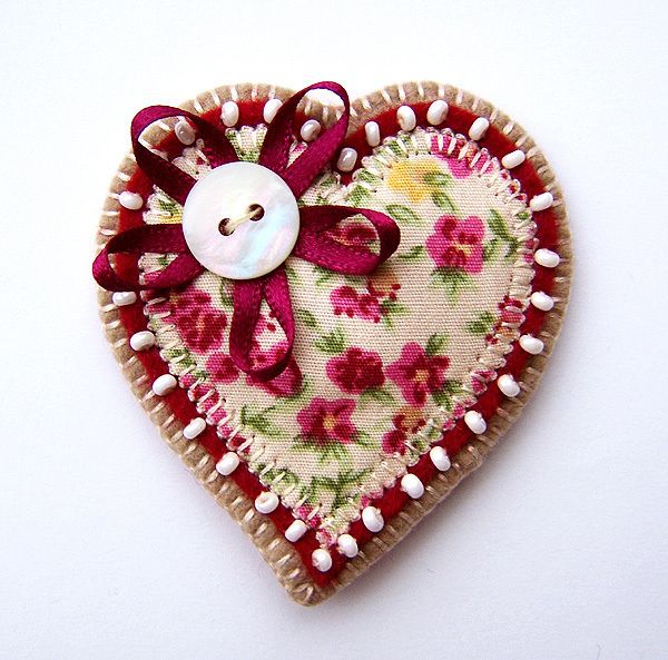 Heart Brooch - Folksy | Craftjuice Handmade Social Network | Поделки в ... Валентинки из Ткани Своими Руками