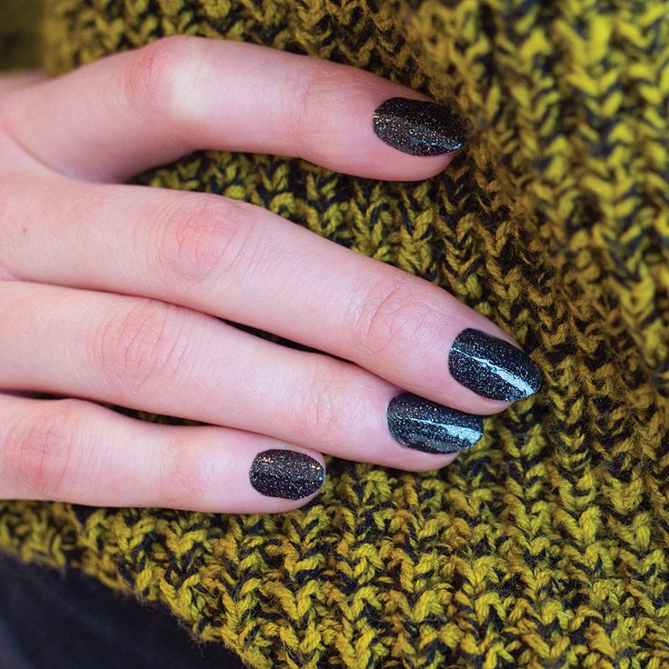 Only in Vegas Color Street in 2020 Black nails with glitter, Color
