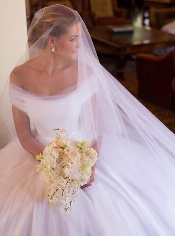 White Wedding Dresses,Tulle Off the Shoulder bridal dresses,Princess Wedding Dre… White Wedding Dresses,Tulle Off the Shoulder bridal dresses,Princess Wedding Dre…