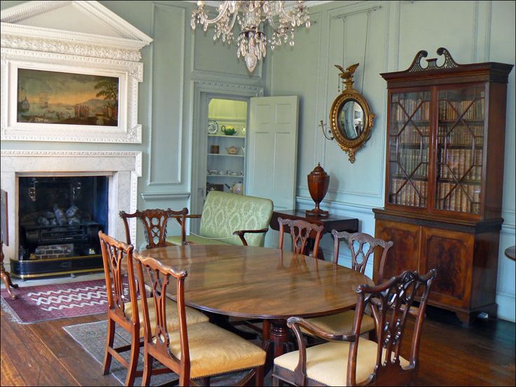 edwardian style dining room