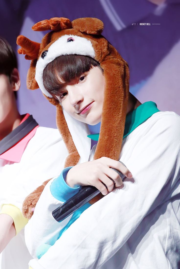 ghim c a tae tae tr n txt kai kamal huening huening kai ghim c a tae tae tr n txt kai kamal huening huening kai