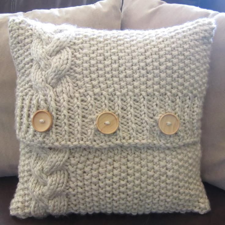 Best 25+ Knitted pillows ideas on Pinterest Herringbone stitch, Breien and ...