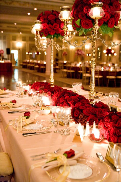 Best 25 Red And White Wedding Decorations Ideas On Pinterest Red And Gold Table Settings Decorations I Love The Flowers Against White