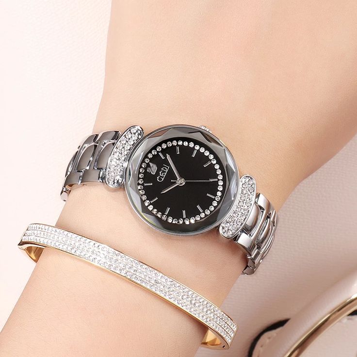 Diamond face dial, women's steel band Watch, local gold, European and