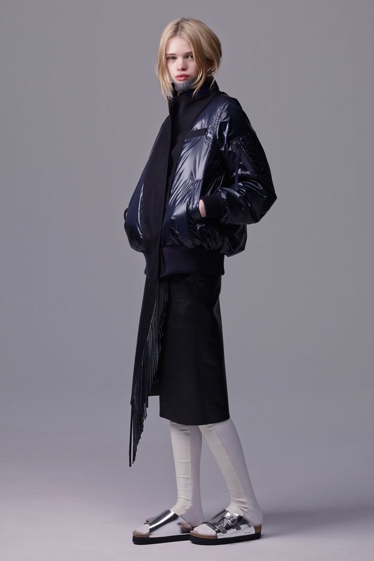 Sacai Luck Pre-Fall 2015 Fashion Show | ファッション, アーバン Sacai Luck Pre-Fall 2015 Fashion Show | ファッション, アーバン