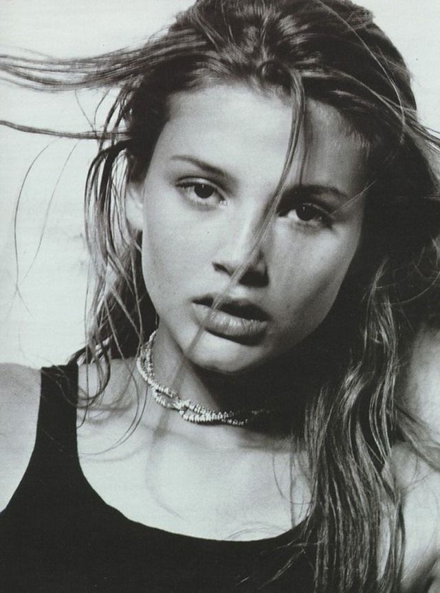 running away bongo bridget hall vogue italia june running away bongo bridget hall vogue italia june
