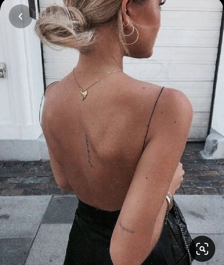 Madysen Pederson Adli Kullanicinin Tatoo Panosundaki Pin Dovme Kadin Bikini Dovme Dovme Fikirleri