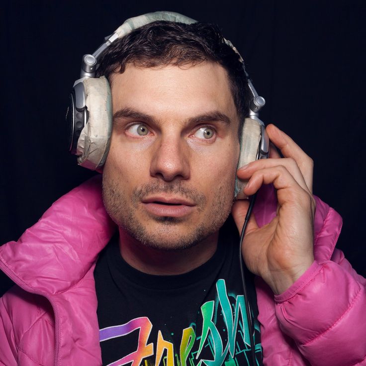 Flula Flula Enterainment, Celebrity skin