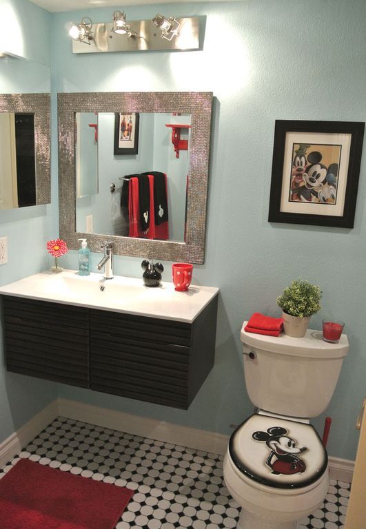 Mickey Mouse Bathroom With Custom Toilet Seat Disney Home O Mickey Mouse Bathroom With Custom Toilet Seat