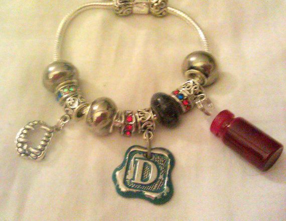 Vampire 2024 pandora charm