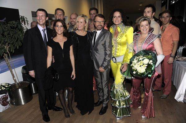 Resultado de imagen de agnetha and Bjorn mamma mia musical premiere in Copenhagen 2010