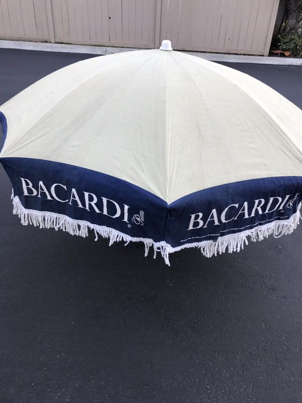 Bacardi Patio Umbrella For In San Go Ca Beergarten Used Normal Wear Patio Umbrella For Bacardi 70 Hardly