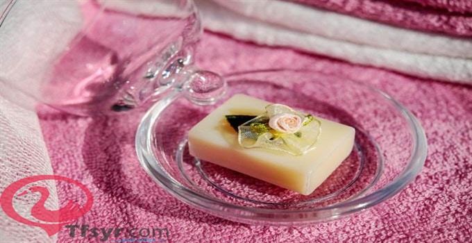 تفسير العطر في المنام للحامل والعزباء والمطلقه 3 Homemade Soap Recipes Aromatherapy Best Natural Skin Care