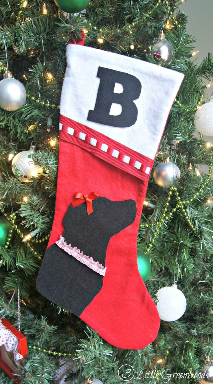 Diy no sew christmas stockings Home > Arts and Crafts Projects for Kids > No-Sewing Arts & Crafts for Kids. NO-SEW FABRIC CRAFTS FOR KIDS: Ideas for Easy No-Sewing Arts & Crafts Projects & Activities with scraps of fabric, cloth, yarn, string, velvet, felt, etc with patterns for children, teens, and preschoolers.