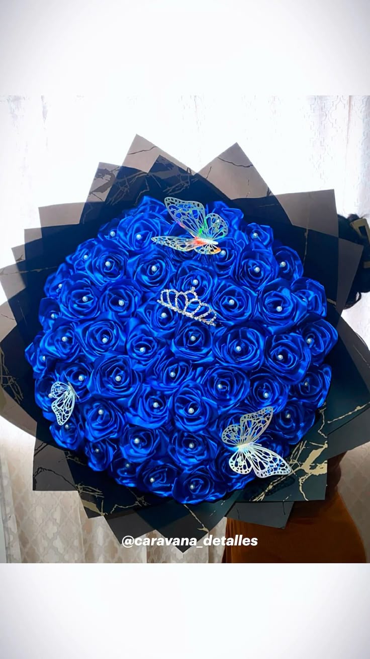 Ramo Buch N De 50 Rosas Eternas En 2024 Ramo De Rosa Azul Rosas B90fd4ee22ac48be923a4c232e6eac2c