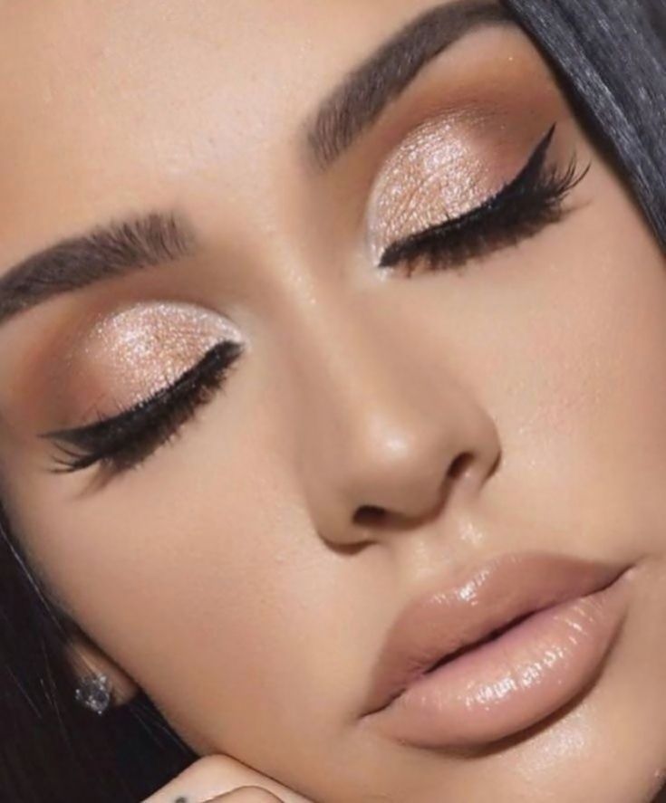 Schon Neutral Make Up Ideen Fur Den Abend Ball Neutral Make Up Ist Dass Make Up Lippen Schminke Fur Die Hochzeit Lidschatten Looks