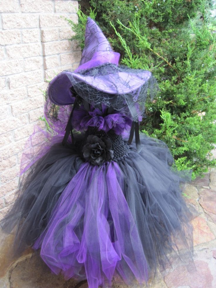 304 best halloween ideas images on pinterest fish tanks nightmare before christmas aquarium decorations
