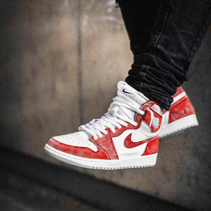 Would you cop a Turbo Red #jordan1 ? ???????? ???? by @c__k_ Would you cop a Turbo Red #jordan1 ? ???????? ???? by @c__k_