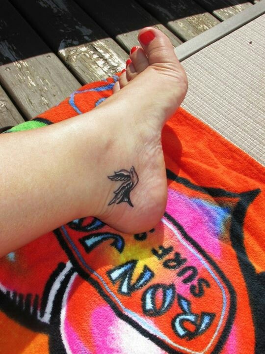 9 best sparrow tattoo images on pinterest art beautiful and 9 best sparrow tattoo images on pinterest art beautiful and