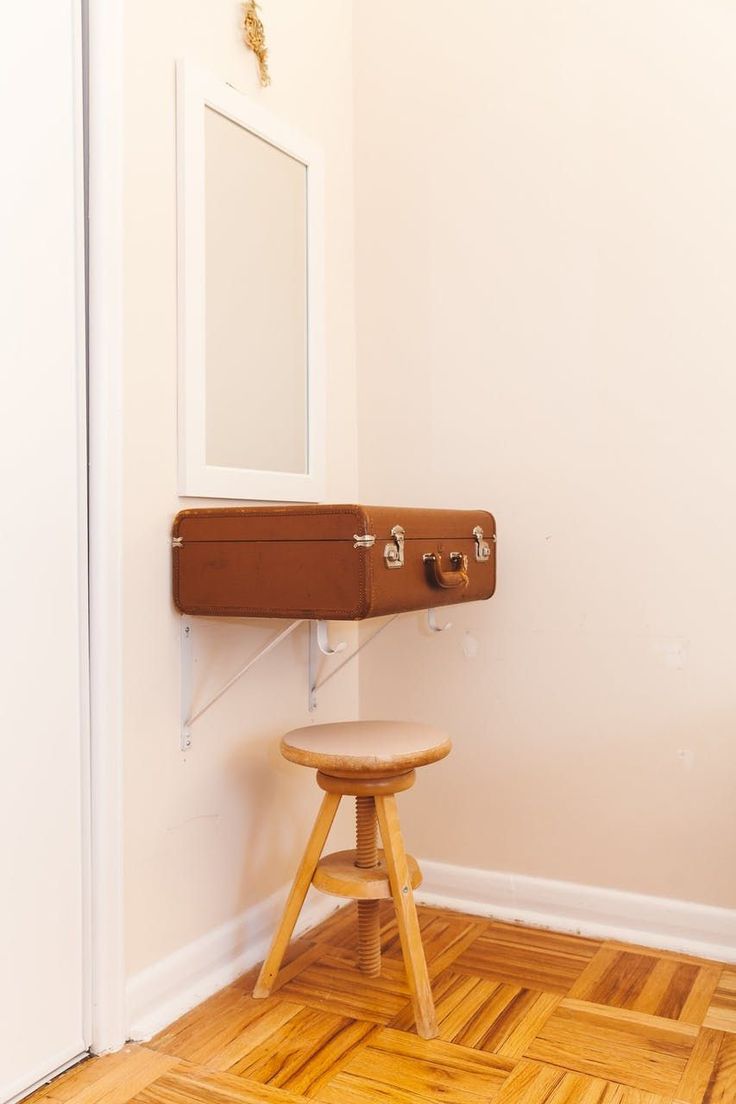 Les 25 Meilleures Id Es De La Cat Gorie Tabouret Pour Coiffeuse Montage D Une Terrasse En Bois Sur Terre Ikea Schminktisch Les 25 Meilleures Id Es De La Cat Gorie Tabouret Pour Coiffeuse Montage D Une Terrasse En Bois Sur Terre Ikea Schminktisch