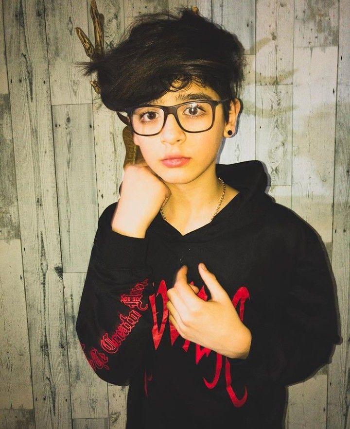 Max Valenzuela En 2020 Chicos Lindos Tumblr Chicos Guapos Y