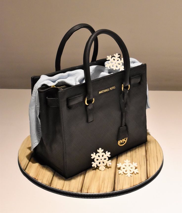 321 best Cakes - Bags, shoes & fashion images on Pinterest ...