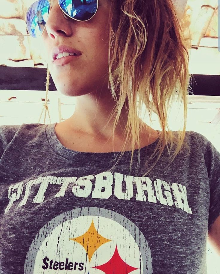 Pin By John Kallstrom On Steeler Ladys Steelers Girl Steelers Women Pittsburgh Steelers