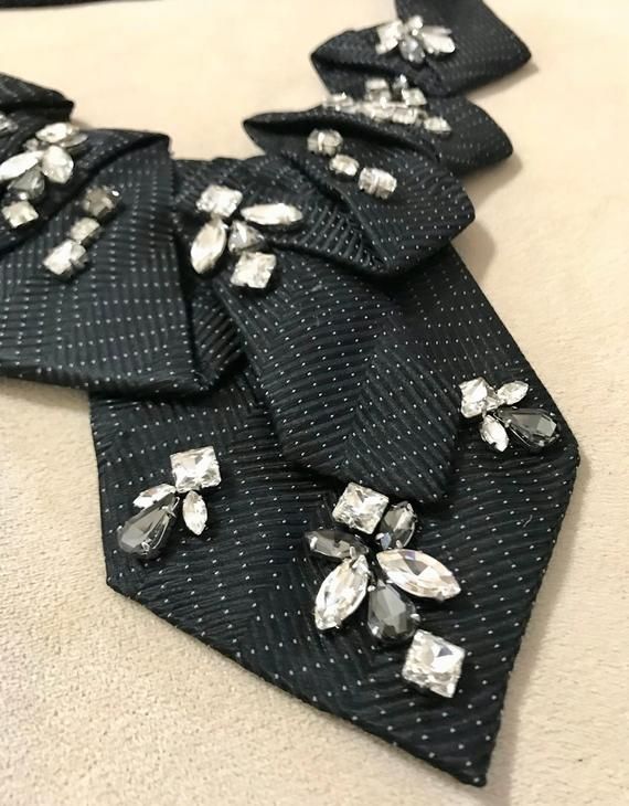 Adorn Necktie Necklace