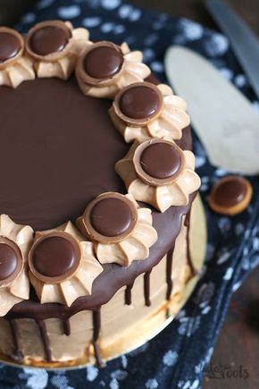 Haselnuss-Nougat-Mascarpone-Torte für einen festlichen Anlass selbstgemacht #R...