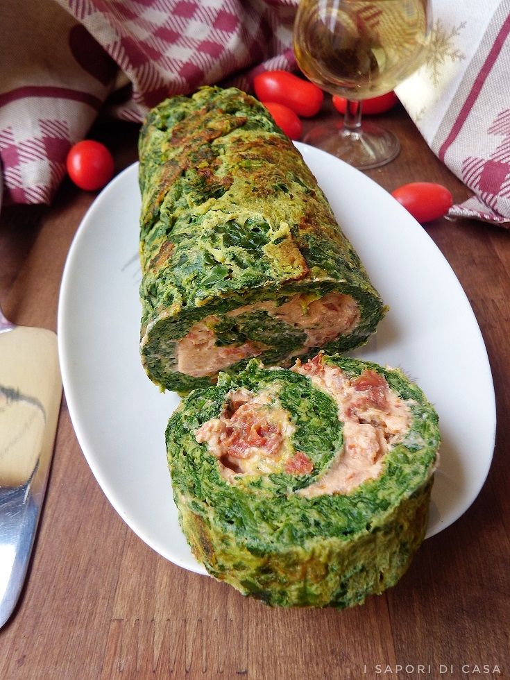 Rotolo con salmone e ricotta | Ricette per la colazione ...