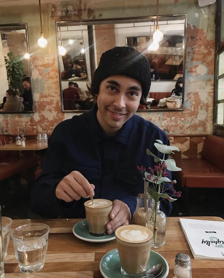 Pin By Lee On Aesthetics Vic Fuentes Pierce The Veil Young Vic pin-by-lee-on-aesthetics-vic-fuentes-pierce-the-veil-young-vic