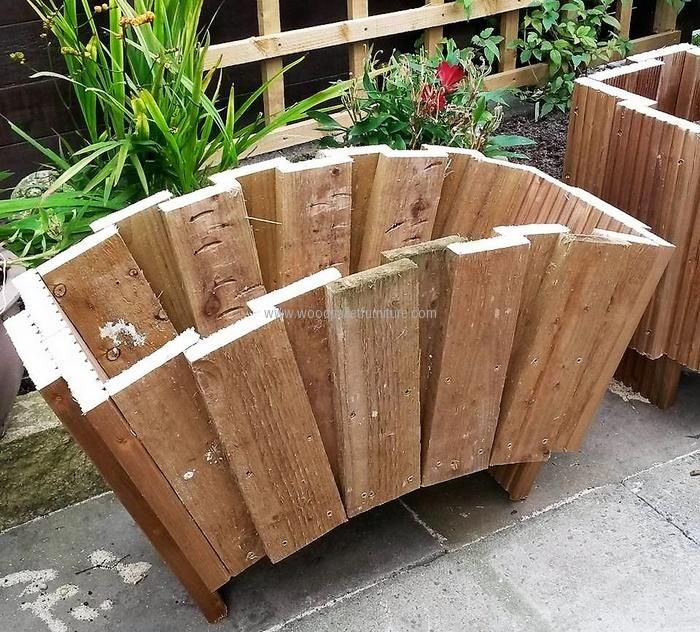 Best 25 Wooden planters ideas on Pinterest Here is another idea of creating the planter for the garden in the home but