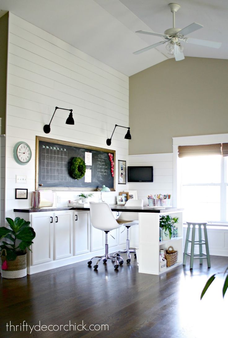 multi-functional craft room | Home office design, Room makeover, Craft ...