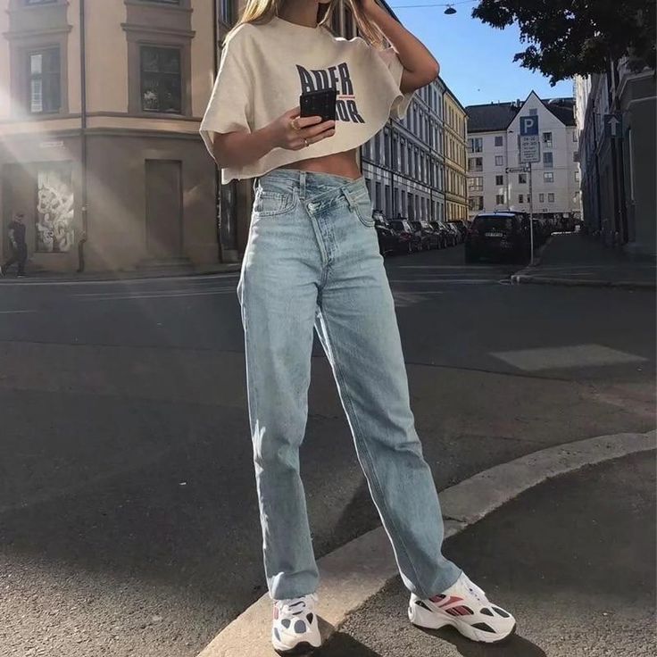 straight fit jeans with asymmetric waistband