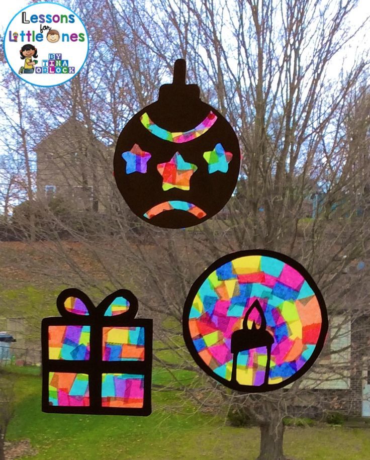 Stained Glass Suncatcher Glass Bird House With A Bird And Mistletoe Christmas Window Decoration Round Stained Glass Window Hanging Glass Birds Stained Glass Birds Christmas Window Decorations