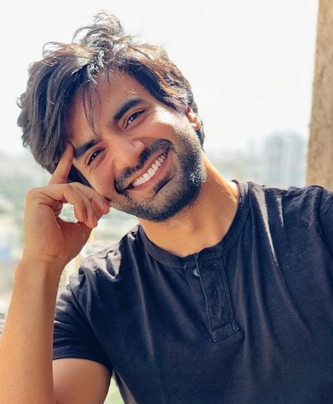 Ayush Mehra | Handsome indian men, Handsome celebrities, Ayush