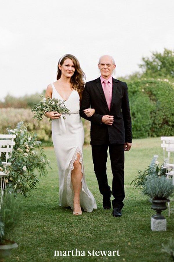 27 of the Best-Dressed Fathers of the Bride in 2021 | Bride, Father of the bride, Bride attire