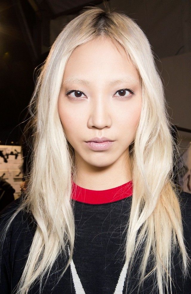 Dye asian hair blonde