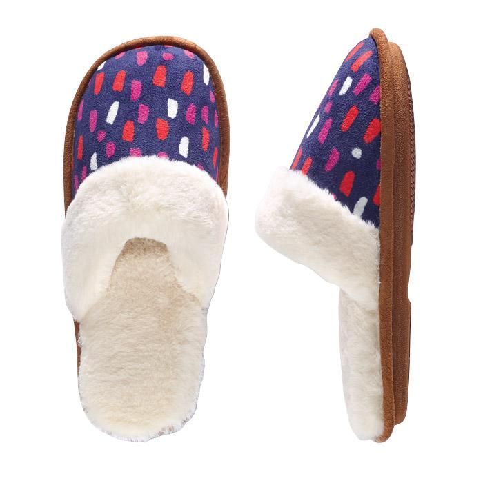 Comfort your sole in cozy slippers dressed in bright fun designs Lining Faux fur Outsole Thermal plastic rubberCAREWipe with a dry cloth Comfort your sole in cozy slippers dressed in bright fun designs Lining Faux fur Outsole Thermal plastic rubberCAREWipe with a dry cloth