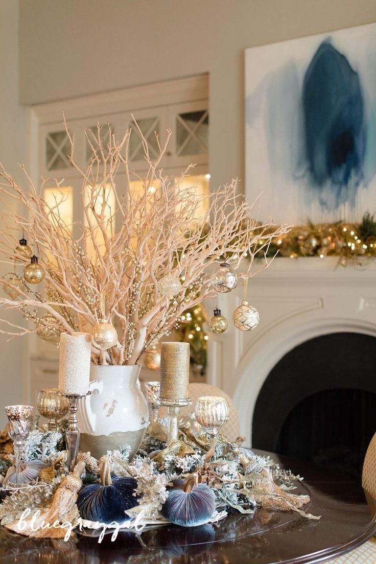 Pin by Halee on Centerpiece Ideas | Christmas dining table decor