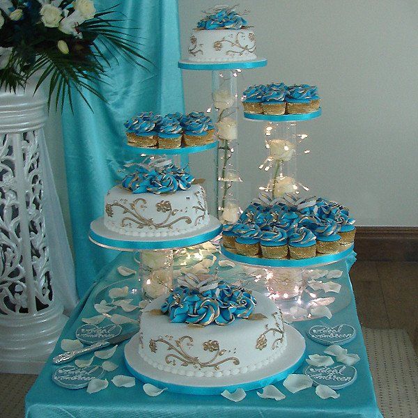 Wedding Cake Stands Peacock Wedding Cake Stands Peacock