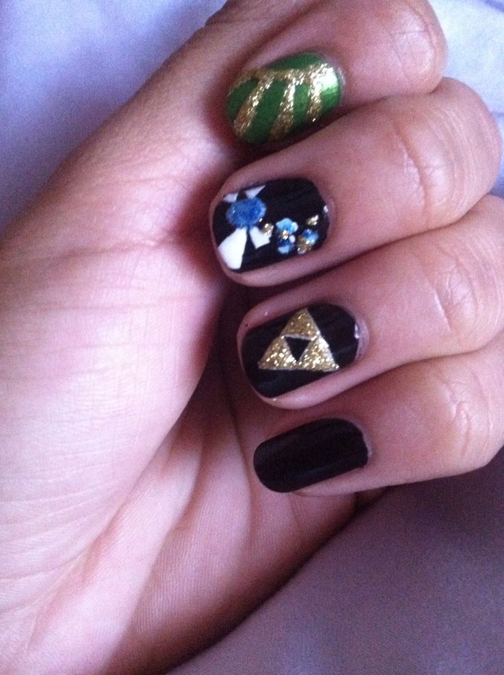 Legend Of Zelda Nail Art Triforce And Navi Nails Art Nail Design Inspiration Nail Art Hot Nails Legend Of Zelda Nail Art Triforce And Navi Nails Art Nail Design Inspiration Nail Art Hot Nails