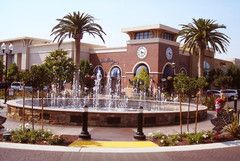 The Fountains Roseville Ca Restaurants Ping Outdoor Summer The Fountains Roseville Ca Restaurants Ping Outdoor Summer Concerts And Several Events California Love Pinterest Places Fountain