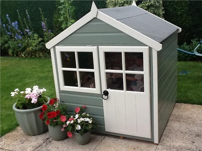 Card Room Green 79 and Slipper Satin 2004 den. Perfect for
