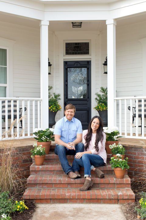 Tour Chip And Joanna Gaines Farmhouse Like You Ve Never Seen It Chip And Joanna Gaines House Tour Fixer Upper Farmhouse