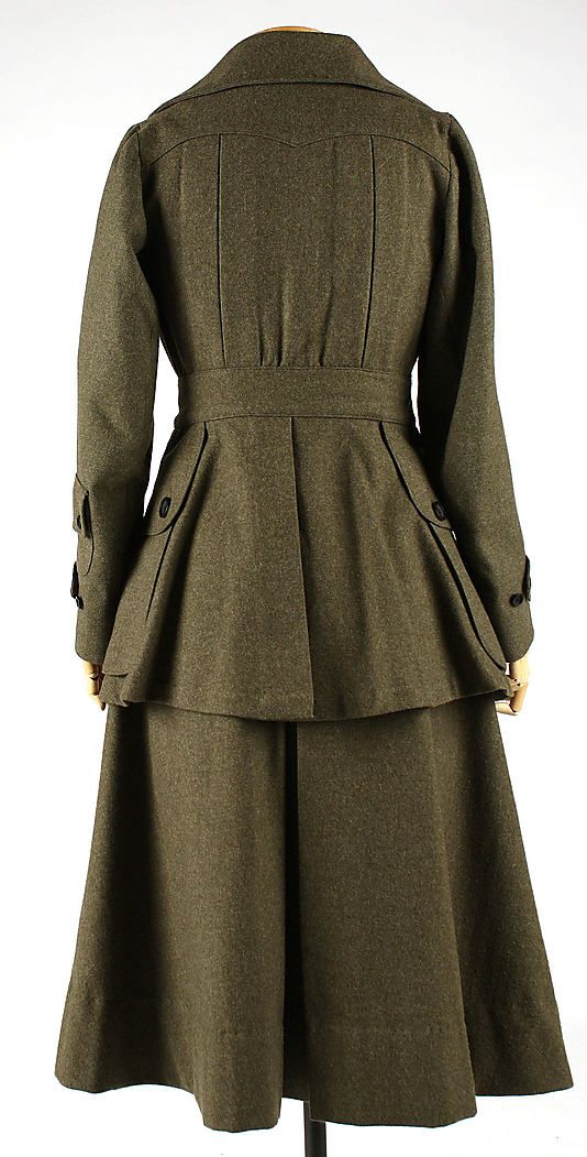 Dating military uniforms