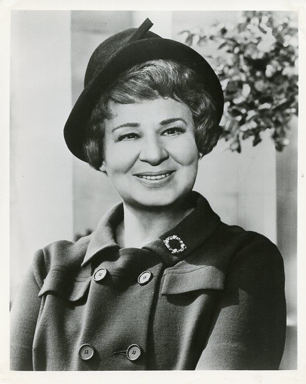 shirley booth smiling portrait hazel original 1962 cbs tv shirley booth smiling portrait hazel original 1962 cbs tv
